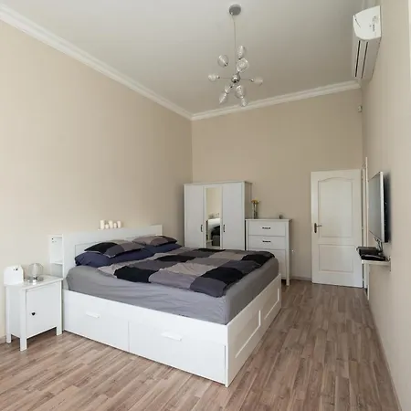 D17 Будапешт