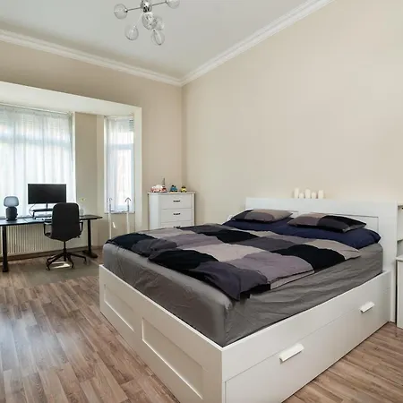 Apartment D17 *