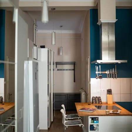 Apartment D17 *