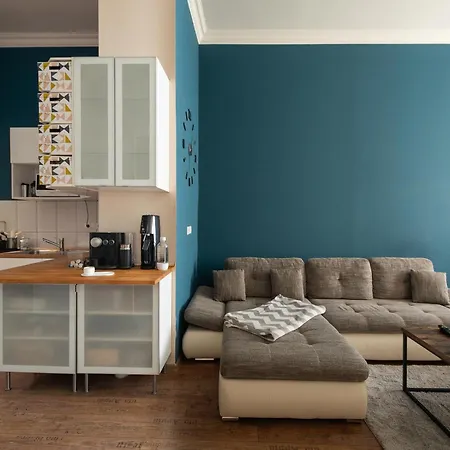 D17 Apartment *